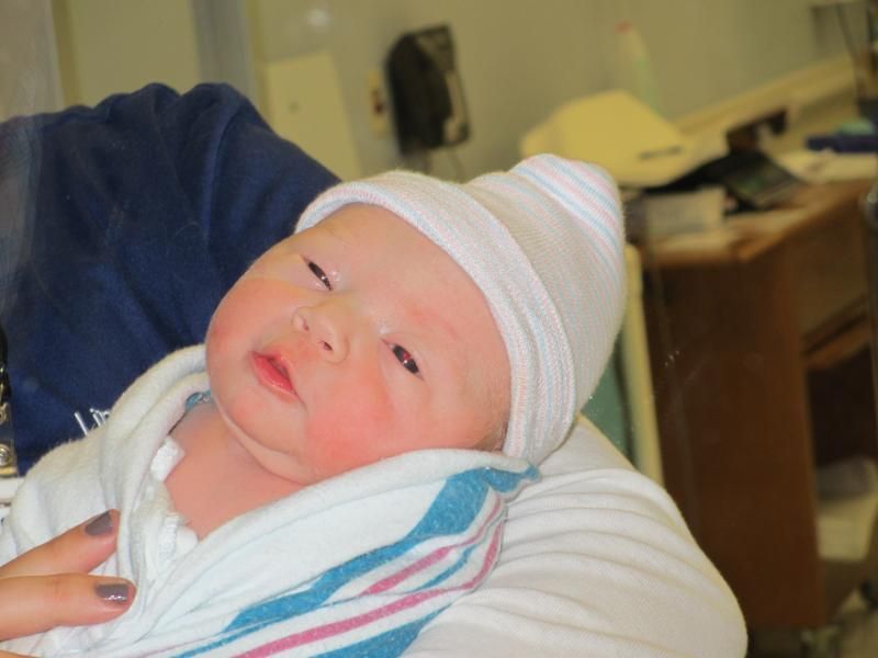 HoldensBirth012.jpg