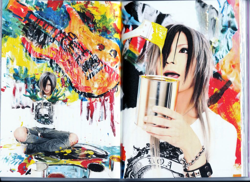 TeruRockandRead04.jpg picture by V-e-r-i