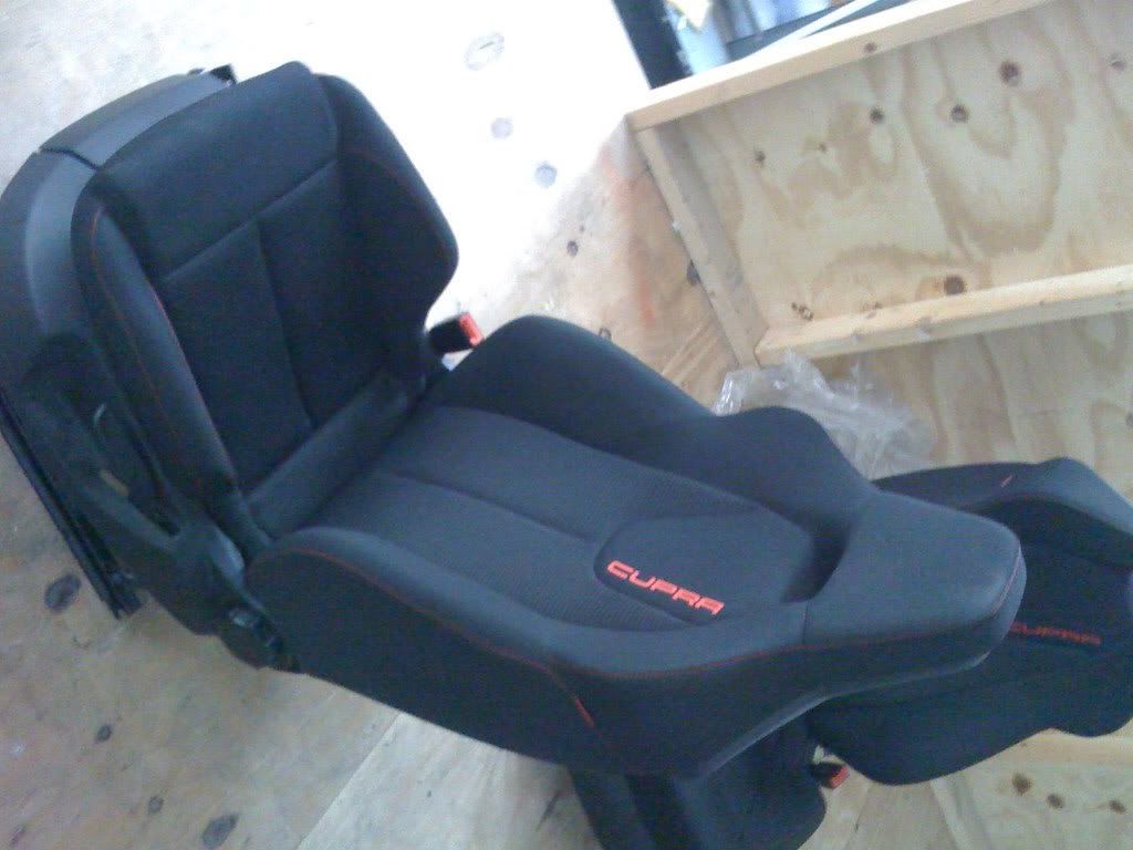 MK5 R32 front seats into a MK4? MkIV (Mk4) Golf & Bora ukmkivs