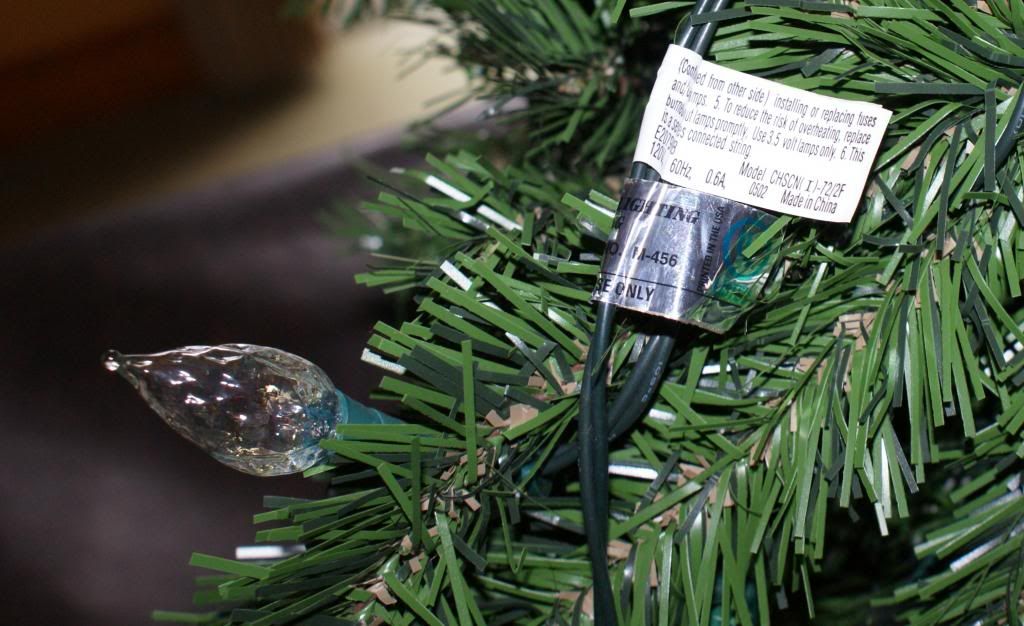 Help! Replacement Bulbs for prelit Christmas tree Timeshare Users