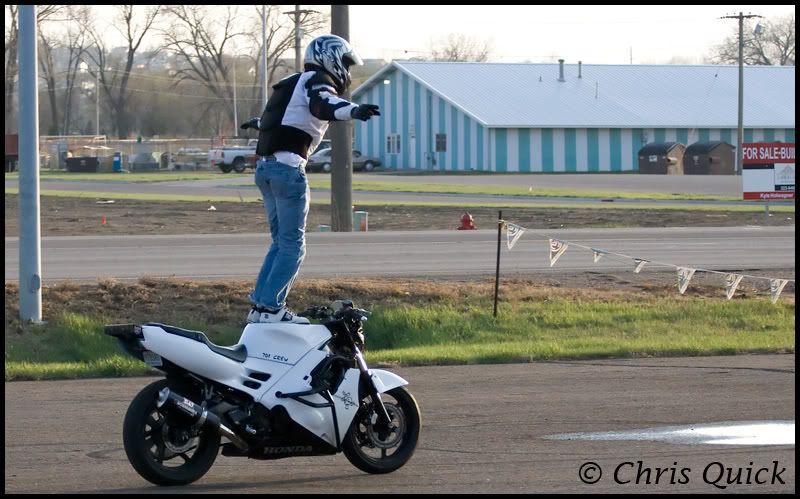 IMAGE: http://i250.photobucket.com/albums/gg264/MSIGuy/Stunt%20Show/11_web.jpg