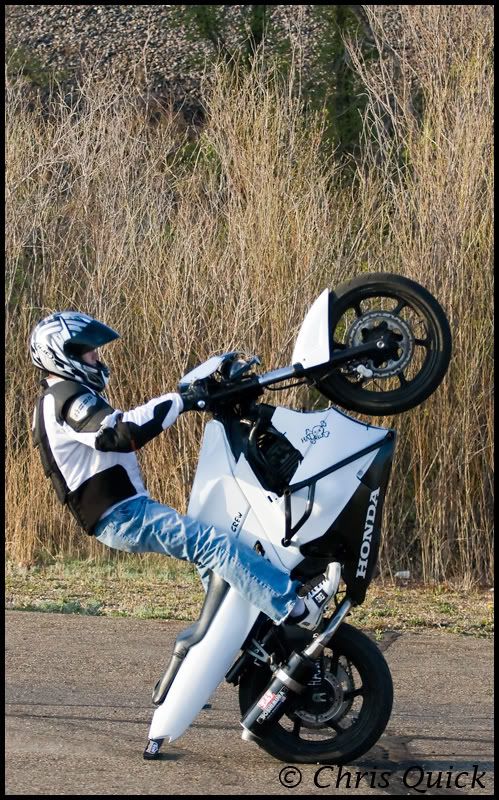 IMAGE: http://i250.photobucket.com/albums/gg264/MSIGuy/Stunt%20Show/8_web.jpg