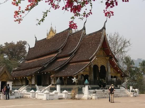 4123589992024x_wat_xieng_thong.jpg
