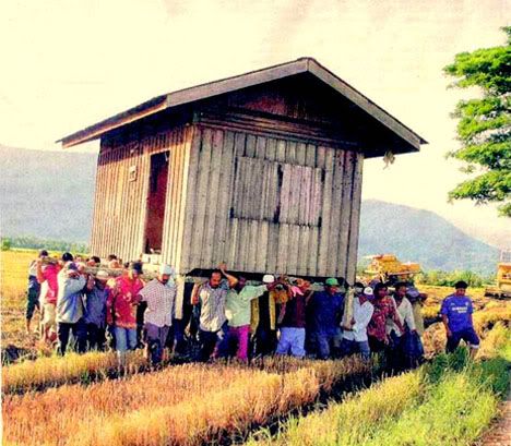 traditional_kampong_house_rumah_mel.jpg
