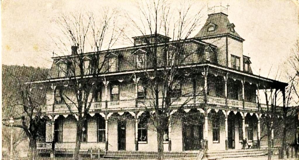 2628 Route 115 Effort, PA 18330, Does anyone know this history/ past