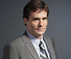 robertseanleonard_house_240.jpg