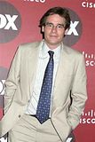 th_robert20sean20leonard-1444695-1.jpg