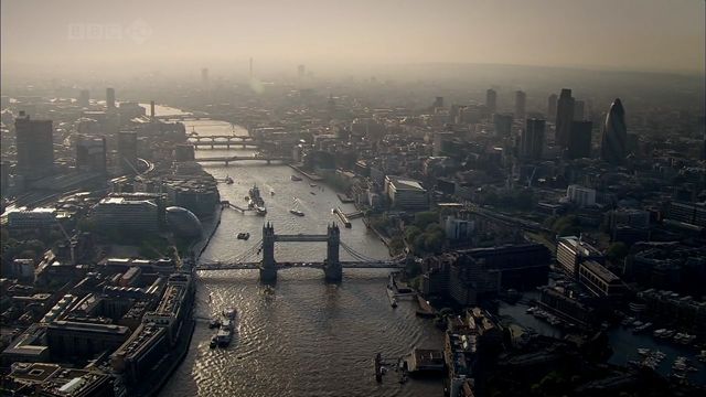 Britain From Above   The City (19th Nov 2008) [HDTV 720p (x264)] Subs preview 0