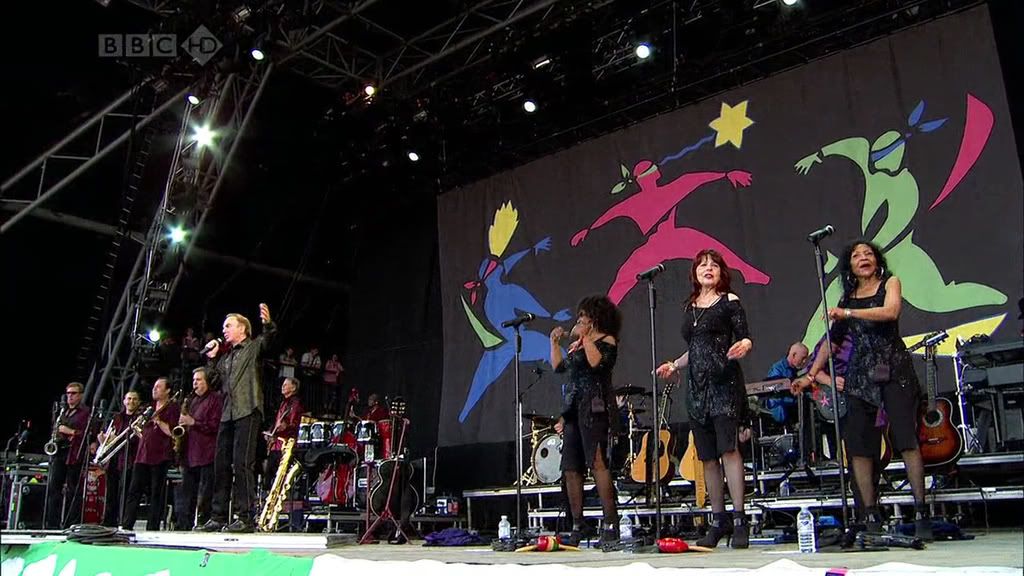 Neil Diamond at Glastonbury (2008) [HDTV (x264)] preview 0