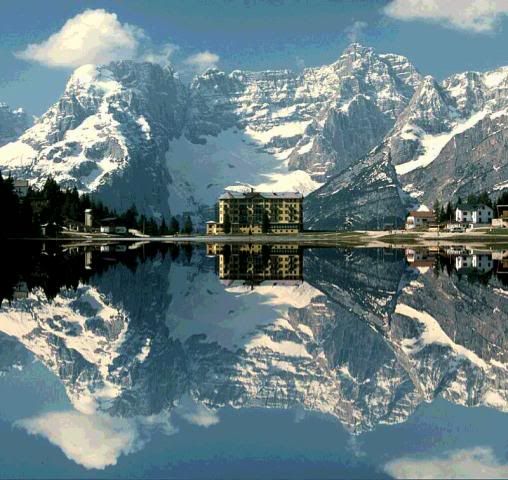 Mountain_Chalet.jpg