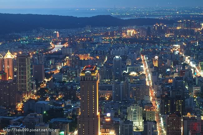 高雄85大樓夜景 高雄85大樓夜景