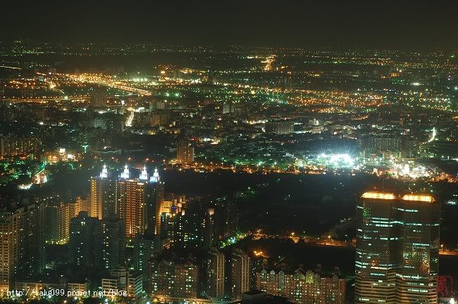 高雄85大樓夜景 高雄85大樓夜景