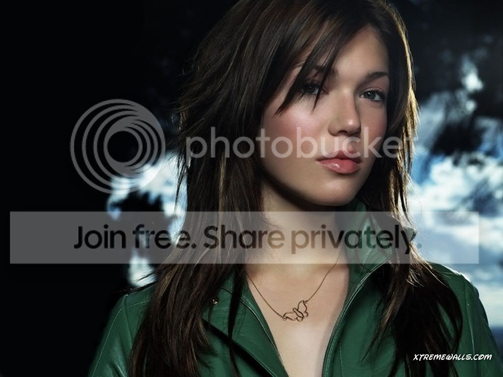 mandy-moore-032-01.jpg